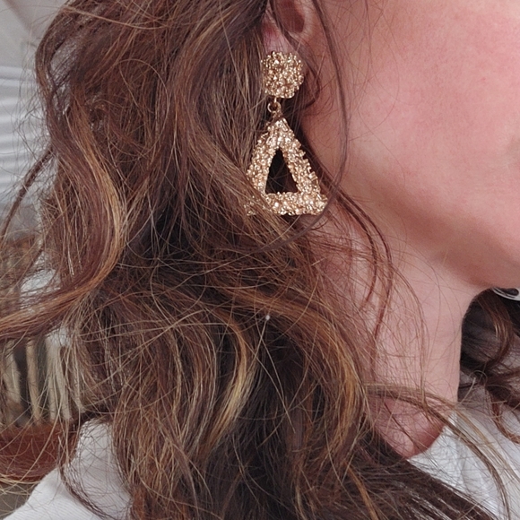Triangular Exclamatory Earrings! - Picture 3 of 3